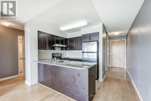 2510 - 88 Grangeway Avenue, Toronto (Woburn), ON - Indoor Photo Showing Kitchen