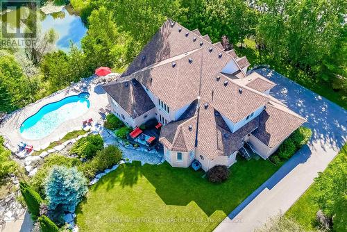 17 Duncton Wood Crescent, Aurora (Hills Of St Andrew), ON - Outdoor With In Ground Pool