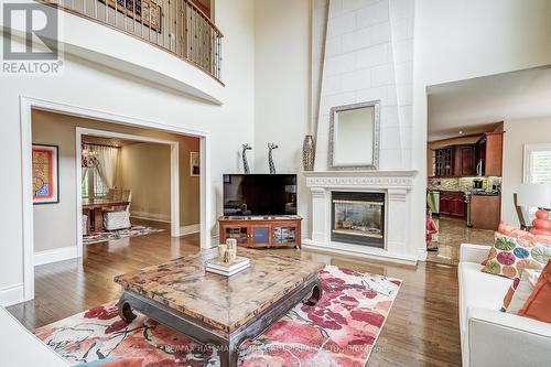 17 Duncton Wood Crescent, Aurora, ON - Indoor Photo Showing Living Room With Fireplace