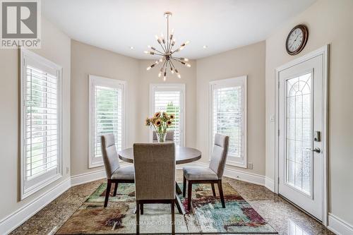 17 Duncton Wood Crescent, Aurora, ON - Indoor Photo Showing Dining Room