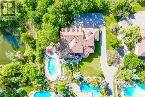 17 Duncton Wood Crescent, Aurora, ON - Outdoor With In Ground Pool With View