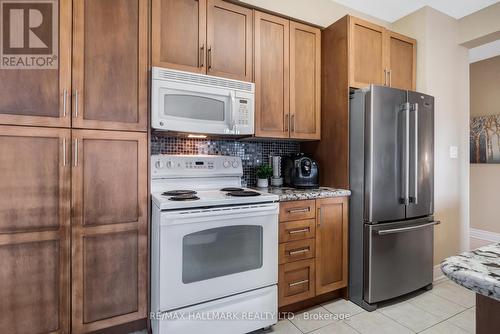 307 - 160 Woodbridge Avenue, Vaughan (West Woodbridge), ON - Indoor Photo Showing Kitchen