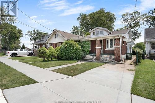 577 Allendale, Windsor, ON - Outdoor With Facade