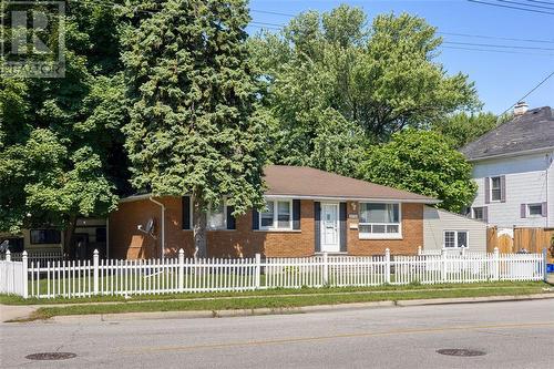 273 Mitton Street South, Sarnia, ON - Outdoor