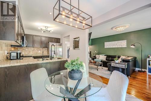 67 Laughland Lane, Guelph (Pine Ridge), ON - Indoor Photo Showing Dining Room