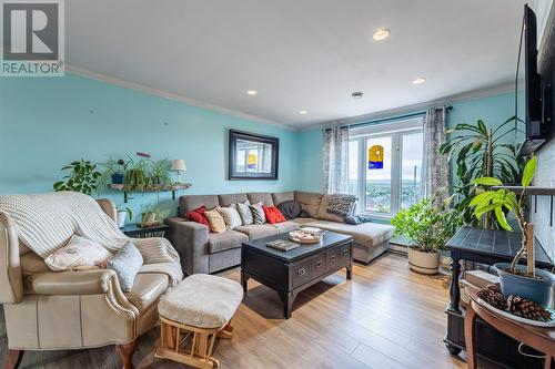 15 Evans Place, Mount Pearl, NL - Indoor Photo Showing Living Room