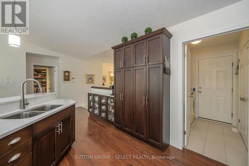 28 - 2100 Denview Avenue, London, ON - Indoor Photo Showing Kitchen With Double Sink