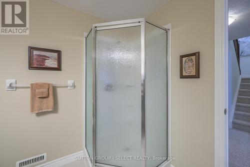 28 - 2100 Denview Avenue, London, ON - Indoor Photo Showing Bathroom