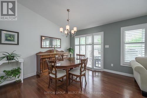 28 - 2100 Denview Avenue, London, ON - Indoor Photo Showing Dining Room