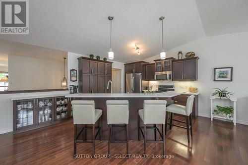 28 - 2100 Denview Avenue, London, ON - Indoor