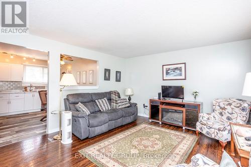 39 Clyde Street, Trent Hills (Hastings), ON - Indoor Photo Showing Living Room