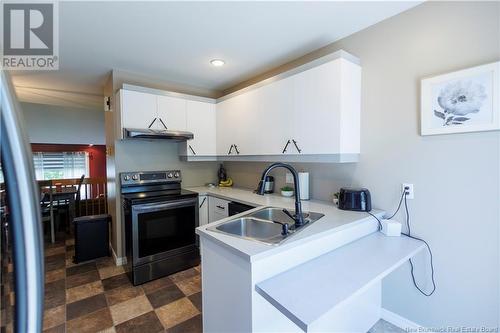 91 Dominique, Grand-Sault/Grand Falls, NB - Indoor Photo Showing Kitchen With Double Sink