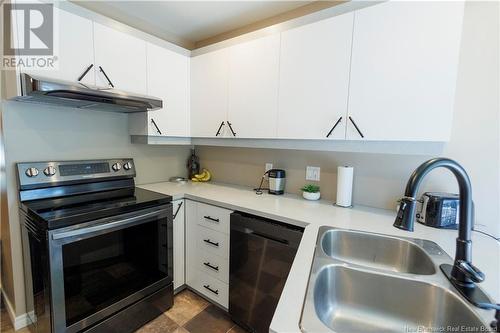 91 Dominique, Grand-Sault/Grand Falls, NB - Indoor Photo Showing Kitchen With Double Sink