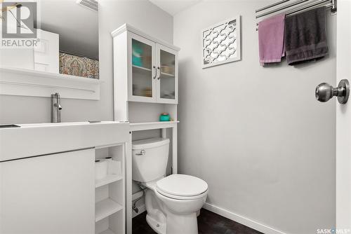 7306 Dalgliesh Drive, Regina, SK - Indoor Photo Showing Bathroom