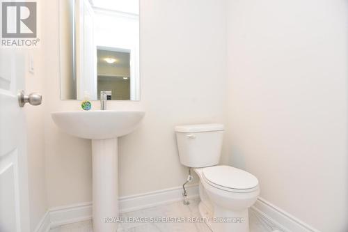 102 Rugman Crescent, Springwater (Centre Vespra), ON - Indoor Photo Showing Bathroom