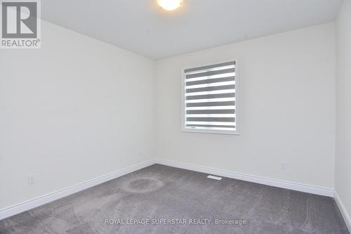 102 Rugman Crescent, Springwater (Centre Vespra), ON - Indoor Photo Showing Other Room