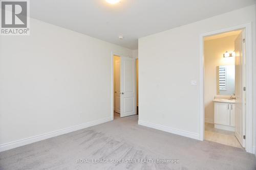 102 Rugman Crescent, Springwater (Centre Vespra), ON - Indoor Photo Showing Other Room