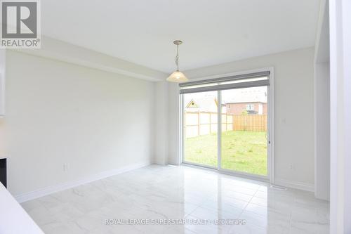 102 Rugman Crescent, Springwater (Centre Vespra), ON - Indoor Photo Showing Other Room