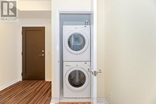 602 - 55 Eglinton Avenue W, Mississauga (Hurontario), ON - Indoor Photo Showing Laundry Room