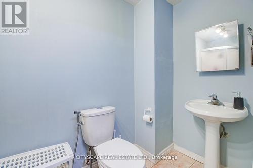 6349 Amber Glen Drive, Mississauga (Lisgar), ON - Indoor Photo Showing Bathroom