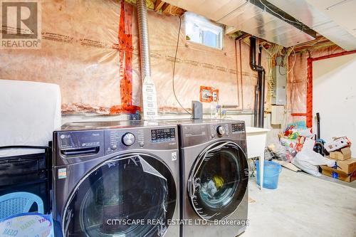 6349 Amber Glen Drive, Mississauga (Lisgar), ON - Indoor Photo Showing Laundry Room