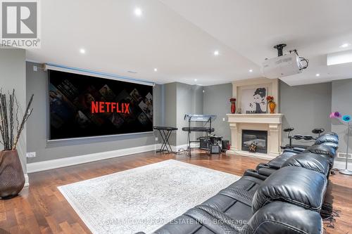 2513 Sharon Crescent, Mississauga (Erindale), ON - Indoor Photo Showing Living Room With Fireplace