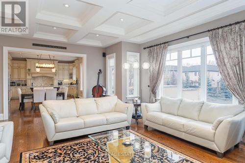 2513 Sharon Crescent, Mississauga (Erindale), ON - Indoor Photo Showing Living Room