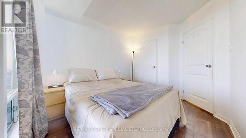 2606 - 550 Webb Drive, Mississauga (City Centre), ON - Indoor Photo Showing Bedroom