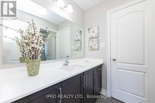 71 Little Britain Crescent, Brampton (Bram West), ON - Indoor Photo Showing Bathroom