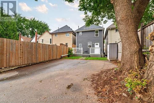 22 Francis Street, Hamilton, ON - Outdoor