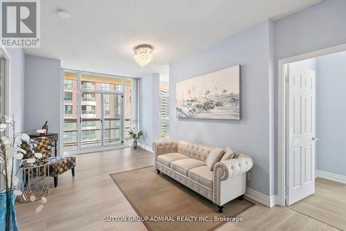 2102 - 509 Beecroft Road, Toronto (Willowdale West), ON - Indoor Photo Showing Living Room