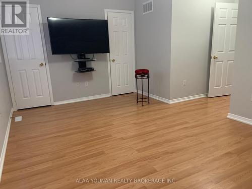 90 Laurelhurst Crescent, Vaughan (Vellore Village), ON - Indoor Photo Showing Other Room