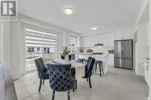 40 Sandhill Crescent, Adjala-Tosorontio (Colgan), ON - Indoor Photo Showing Dining Room