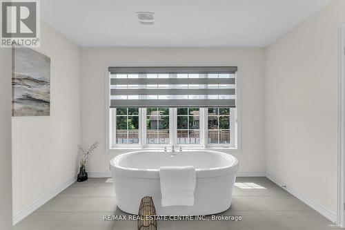 40 Sandhill Crescent, Adjala-Tosorontio (Colgan), ON - Indoor Photo Showing Bathroom