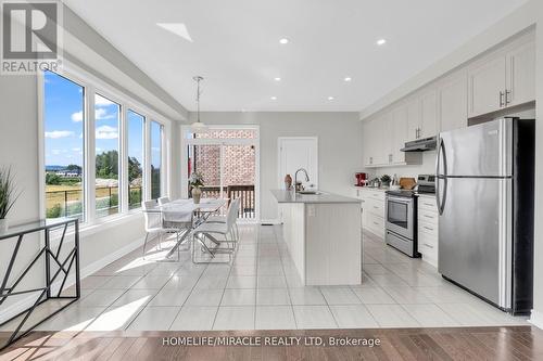 104 Kirby Avenue, Collingwood, ON - Indoor Photo Showing Kitchen