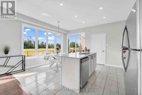 104 Kirby Avenue, Collingwood, ON - Indoor Photo Showing Kitchen