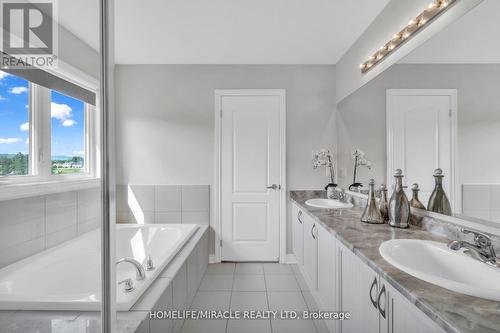 104 Kirby Avenue, Collingwood, ON - Indoor Photo Showing Bathroom