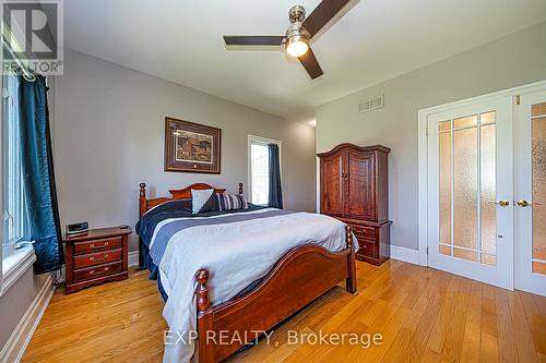 2884 Sunnydale Lane, Ramara (Brechin), ON - Indoor Photo Showing Bedroom