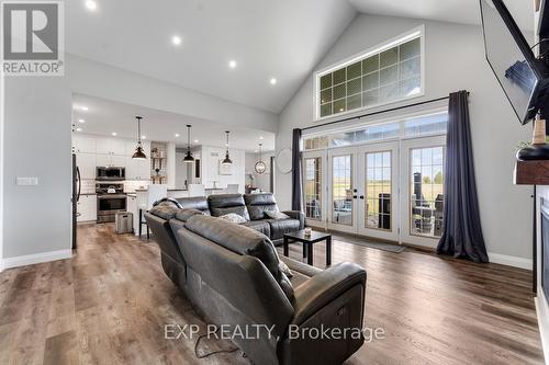 505 Eldon Station Road, Kawartha Lakes (Woodville), ON - Indoor Photo Showing Living Room