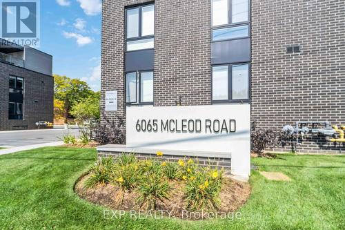 312 - 6065 Mcleod Road N, Niagara Falls, ON - Outdoor