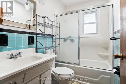 1163 Michael Street, London, ON - Indoor Photo Showing Bathroom