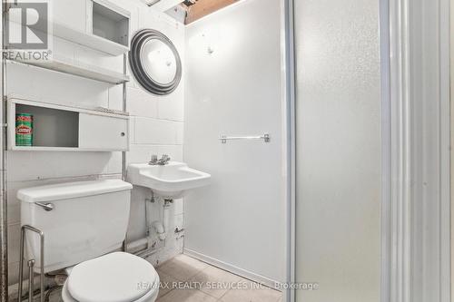 1163 Michael Street, London, ON - Indoor Photo Showing Bathroom