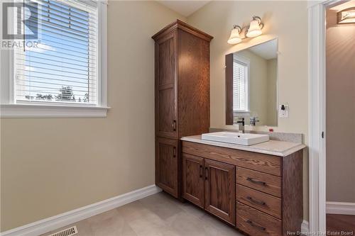 47 Louis-Arthur Court, Dieppe, NB - Indoor Photo Showing Bathroom