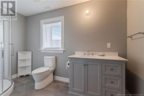 47 Louis-Arthur Court, Dieppe, NB - Indoor Photo Showing Bathroom