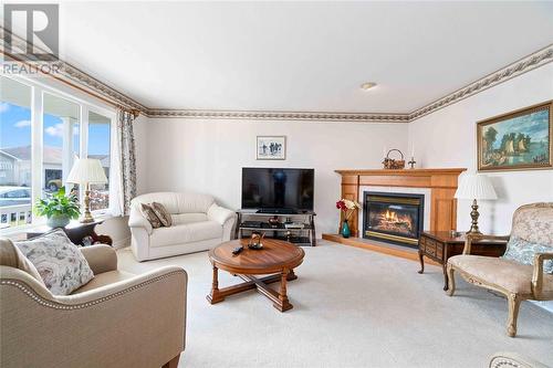 5700 Blackwell Sideroad Unit# 52, Sarnia, ON - Indoor Photo Showing Living Room With Fireplace