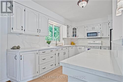 8 South Island Trail, Ramara (Brechin), ON - Indoor Photo Showing Kitchen