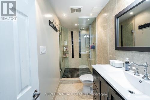 134 Andrew Street, Clarington (Newcastle), ON - Indoor Photo Showing Bathroom