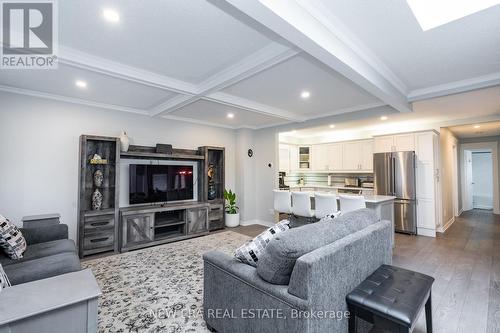 134 Andrew Street, Clarington (Newcastle), ON - Indoor Photo Showing Living Room