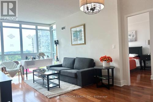 801 - 26 Norton Avenue, Toronto (Willowdale East), ON - Indoor Photo Showing Living Room