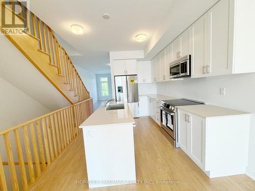 1826 Donald Cousens Parkway, Markham (Cornell), ON - Indoor Photo Showing Kitchen